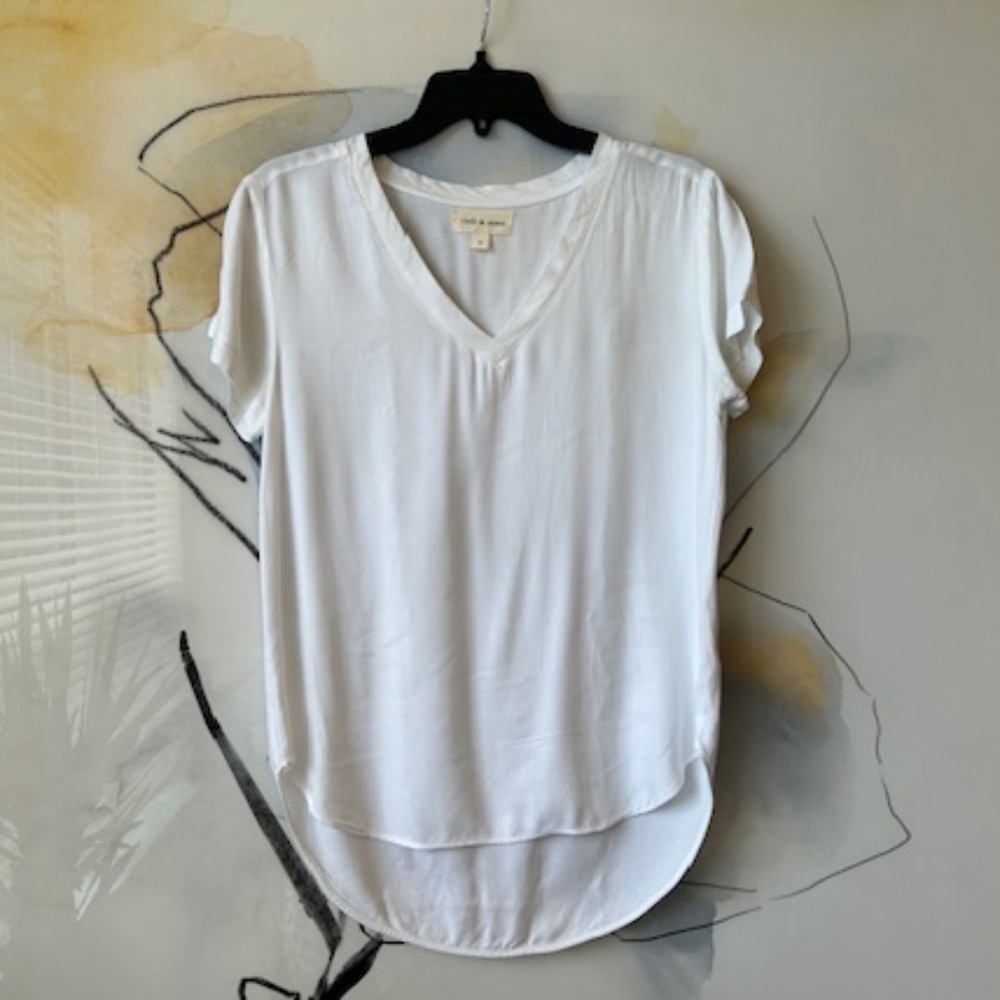 Cloth & Stone V neck Top